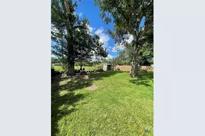 1006 South Street, El Campo, TX 77962 - Photo 33
