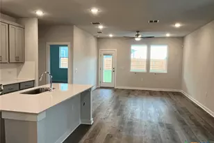 11004 Tallsalt Dr, Austin, TX 78754 - Photo 5