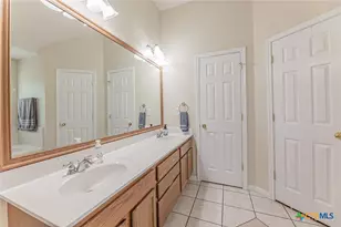 2007 Merlin Dr, Harker Heights, TX 76548 - Photo 23