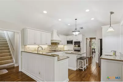 702 Masters Drive, Victoria, TX 77904 - Photo 13