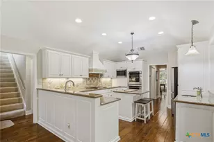 702 Masters Dr, Victoria, TX 77904 - Photo 13