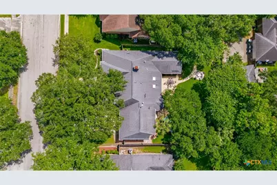 702 Masters Drive, Victoria, TX 77904 - Photo 45