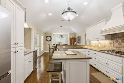 702 Masters Drive, Victoria, TX 77904 - Photo 11