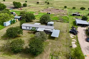 486 Co Rd 95D, Moulton, TX 77975 - Photo 3