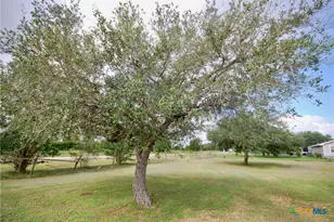 486 Co Rd 95D, Moulton, TX 77975 - Photo 21