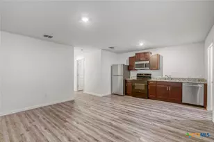 904 E Garfield Ave, Temple, TX 76501 - Photo 7