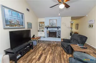501 Magdalena Dr, Victoria, TX 77904 - Photo 7