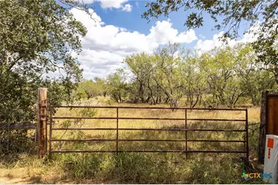 211 Halm Road, Seguin, TX 78155 - Photo 11