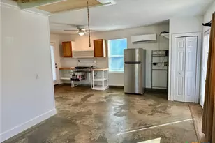1419 Alamo St, San Marcos, TX 78666 - Photo 7