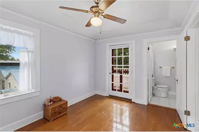 308 S Erkel Avenue, Seguin, TX 78155 - Photo 25