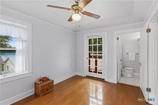 308 S Erkel Ave, Seguin, TX 78155 - Photo 25