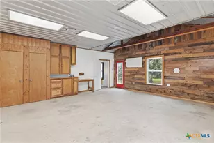 308 S Erkel Ave, Seguin, TX 78155 - Photo 39