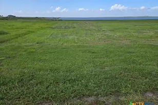 13 Redfish Wy, Port Lavaca, TX 77979 - Photo 1