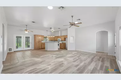 1895 Flaming Oak Drive, New Braunfels, TX 78132 - Photo 7
