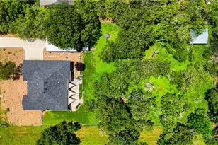 1895 Flaming Oak Dr, New Braunfels, TX 78132 - Photo 37