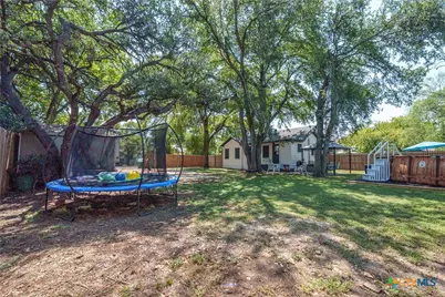 524 E 13th Avenue, Belton, TX 76513 - Photo 35