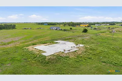 1701 County Road 466, Elgin, TX 78621 - Photo 11