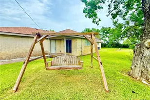 3652 FM1822, Edna, TX 77957 - Photo 35
