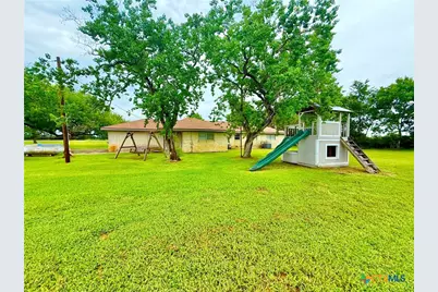 3652 Fm-1822, Edna, TX 77957 - Photo 37