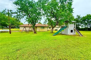 3652 FM1822, Edna, TX 77957 - Photo 37