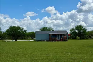 168 Weeping Willow Rd, Victoria, TX 77904 - Photo 3