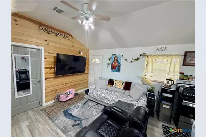 168 Weeping Willow Road, Victoria, TX 77904 - Photo 13
