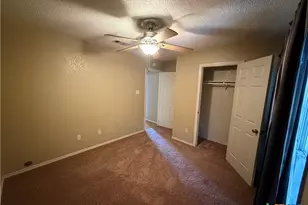 2207 Waterfall Dr, Killeen, TX 76549 - Photo 9