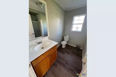 436 Illinois Street, Bloomington, TX 77951 - Photo 5
