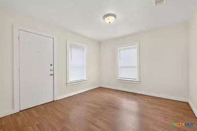 422 W Green Avenue, Killeen, TX 76541 - Photo 7