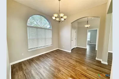 521 Woodlake Drive, Mcqueeney, TX 78123 - Photo 5