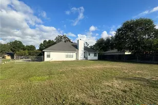 521 Woodlake Dr, Mcqueeney, TX 78123 - Photo 33