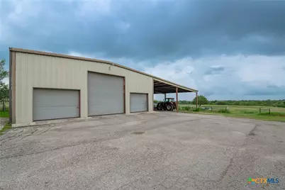 1919 Wetz Road, Marion, TX 78124 - Photo 31