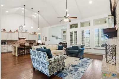 563 Solms Forest, New Braunfels, TX 78132 - Photo 9