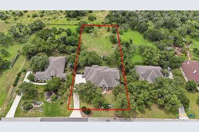 563 Solms Forest, New Braunfels, TX 78132 - Photo 3