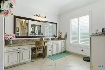 563 Solms Forest, New Braunfels, TX 78132 - Photo 17