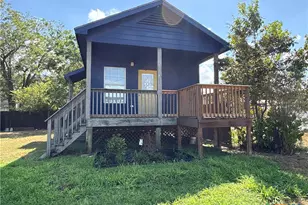 1017 W Nueces St, Victoria, TX 77901 - Photo 19