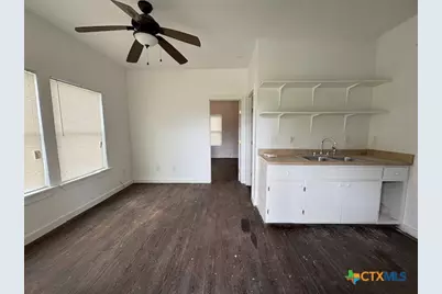 1017 W Nueces Street, Victoria, TX 77901 - Photo 21