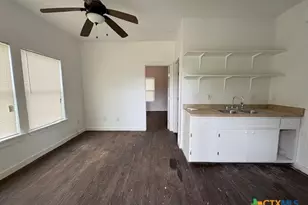 1017 W Nueces St, Victoria, TX 77901 - Photo 21