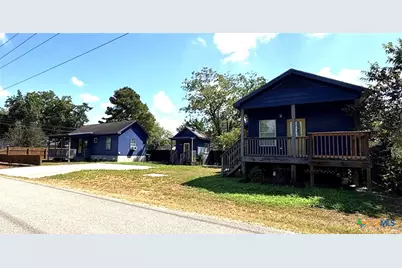 1017 W Nueces Street, Victoria, TX 77901 - Photo 1