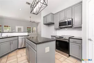 409 Northcliffe Dr, Belton, TX 76513 - Photo 7