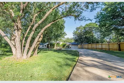 409 Northcliffe Drive, Belton, TX 76513 - Photo 1