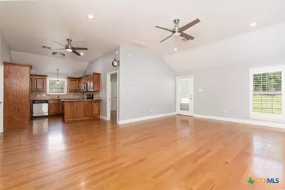 409 Northcliffe Drive, Belton, TX 76513 - Photo 25