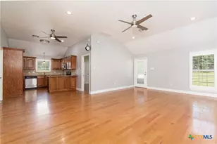 409 Northcliffe Dr, Belton, TX 76513 - Photo 25