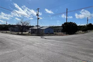 716 Persimmon Pass, Fischer, TX 78623 - Photo 9