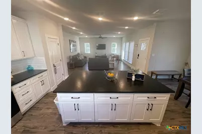 1220 Diamondhead Drive, Canyon Lake, TX 78133 - Photo 7