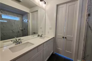 1047 Lime Gruene, New Braunfels, TX 78130 - Photo 15
