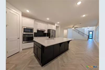 1047 Lime Gruene, New Braunfels, TX 78130 - Photo 11