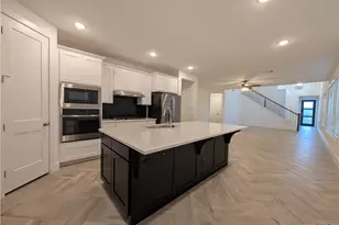1047 Lime Gruene, New Braunfels, TX 78130 - Photo 11