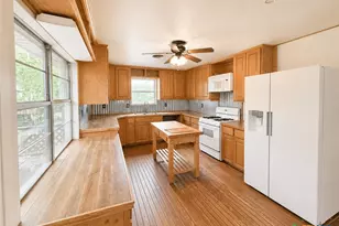 2301 Post Oak Ave, Copperas Cove, TX 76522 - Photo 5