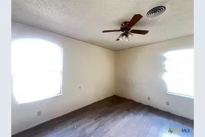 2316 Zephyr Road, Killeen, TX 76543 - Photo 11